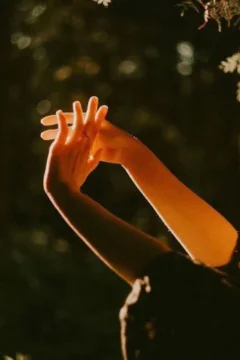 Client receiving holistic heroin addiction therapy