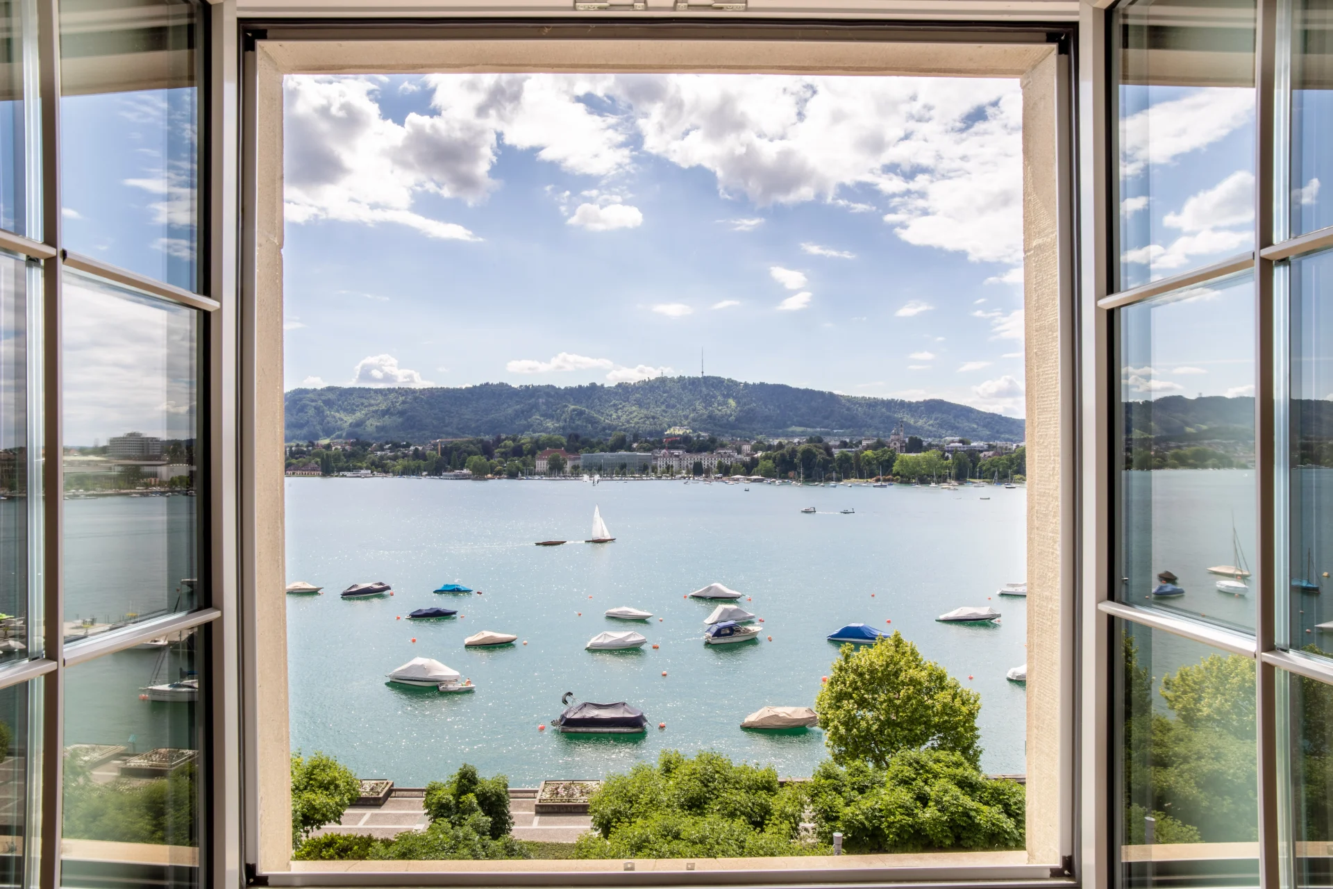 Panoramic window view from the Equilibria residence